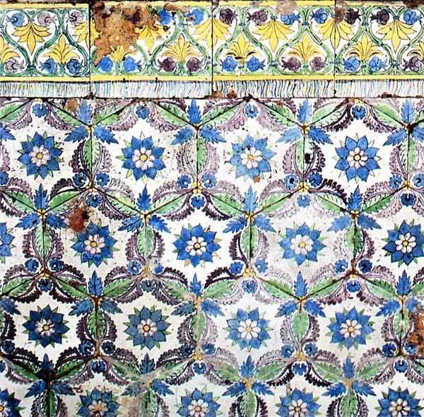 Réf. RC11 - Hexagones Della Robbia. Pavement imitant un tapis (vers 1475), Eglise Saint André, Empoli (Toscane)