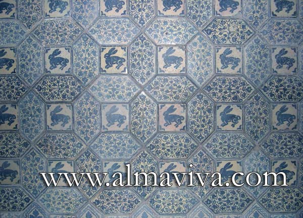 Ref. MA07 - Middle-Age floor tiling ''rabbits''
