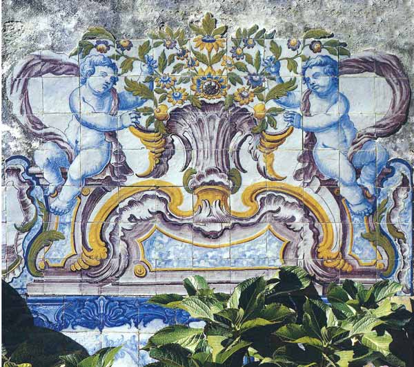 Ref. A61 - Garden with rococo azulejos